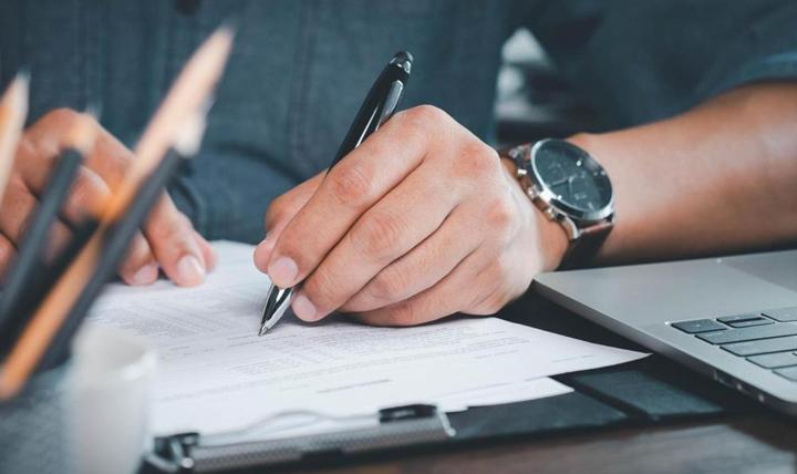 Featured image for “7 key numbers you should check before your mortgage deal expires”